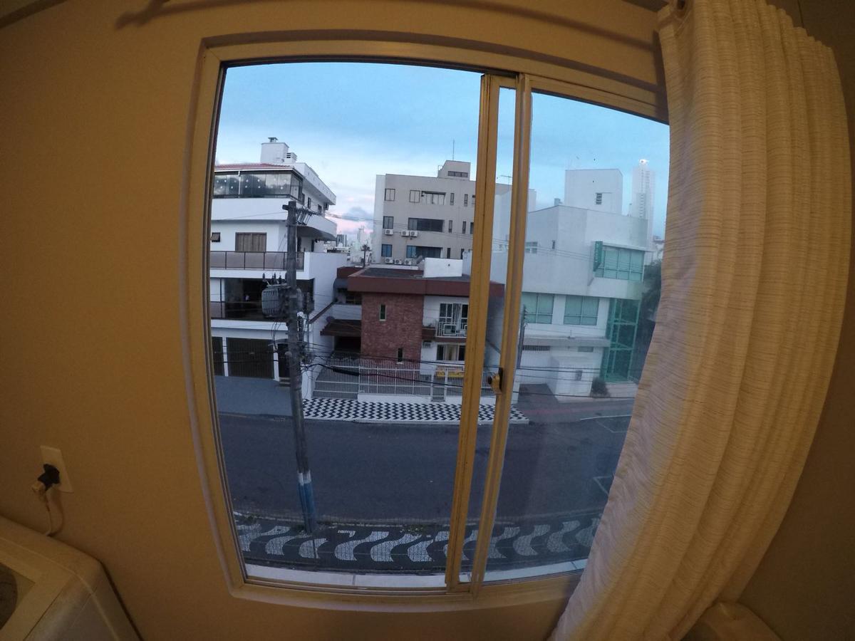 Edificio Long Beach Apartment Balneário Camboriú Екстериор снимка
